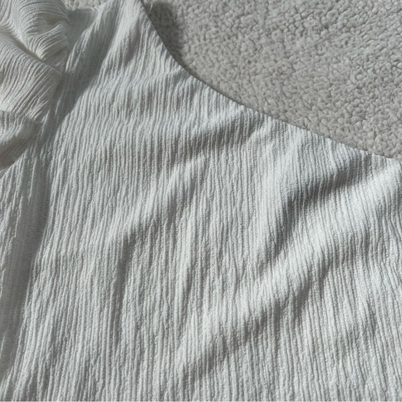 Dynamite One Shoulder Top - Picture 4 of 8